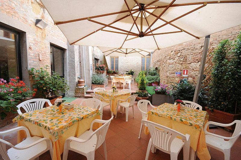 Albergo Duomo Montepulciano Stazione Εξωτερικό φωτογραφία